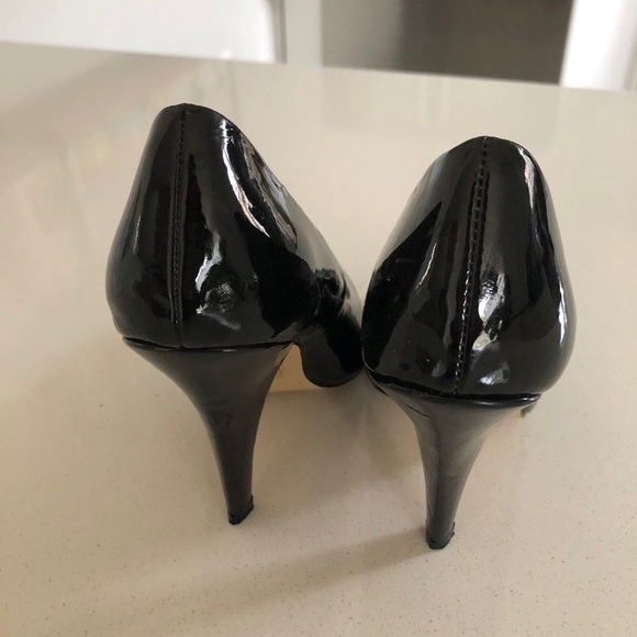 🍍 8/25$ Kimchi Blue black patent leather pump - Picture 3 of 4